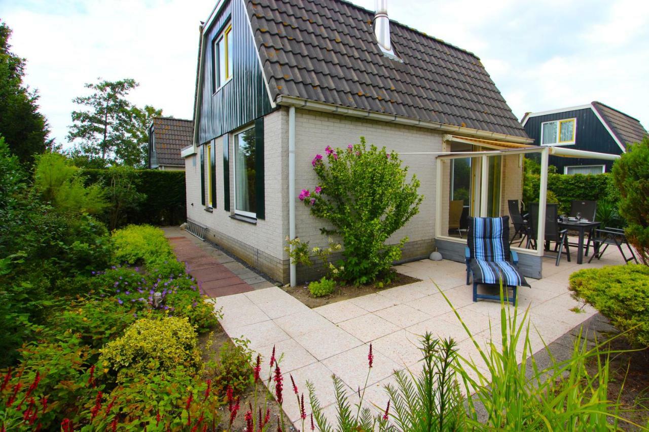 Bungalows - Bungalowpark Mooyeveld - Uniek Gelegen In De Duinen! Egmond-Binnen Εξωτερικό φωτογραφία